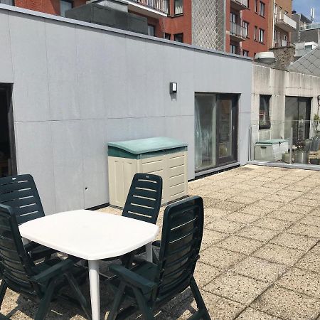 Rooftop Apartment With Terras - Top Location Кнокке-Хейст Экстерьер фото